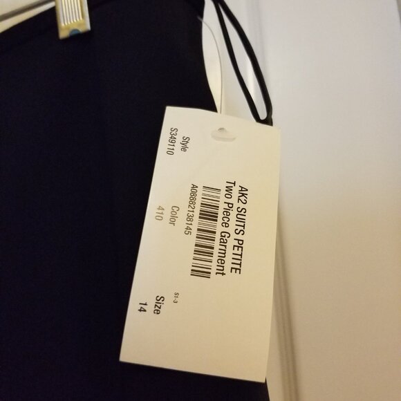 Anne Klein 2 piece skirt and blazer suit - NWT - Navy size 14P - Picture 10 of 14